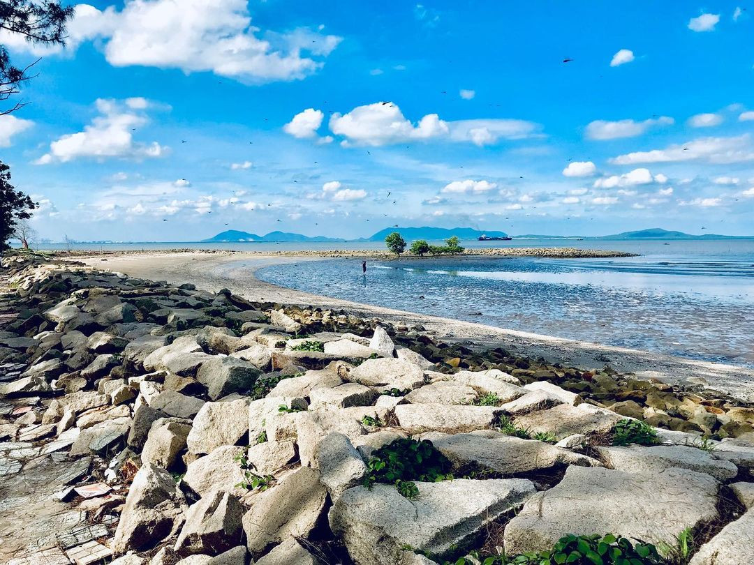 Vẻ đẹp riêng của sự hoang sơ, hiếm có thể tìm thấy tại thành phố phồn hoa.