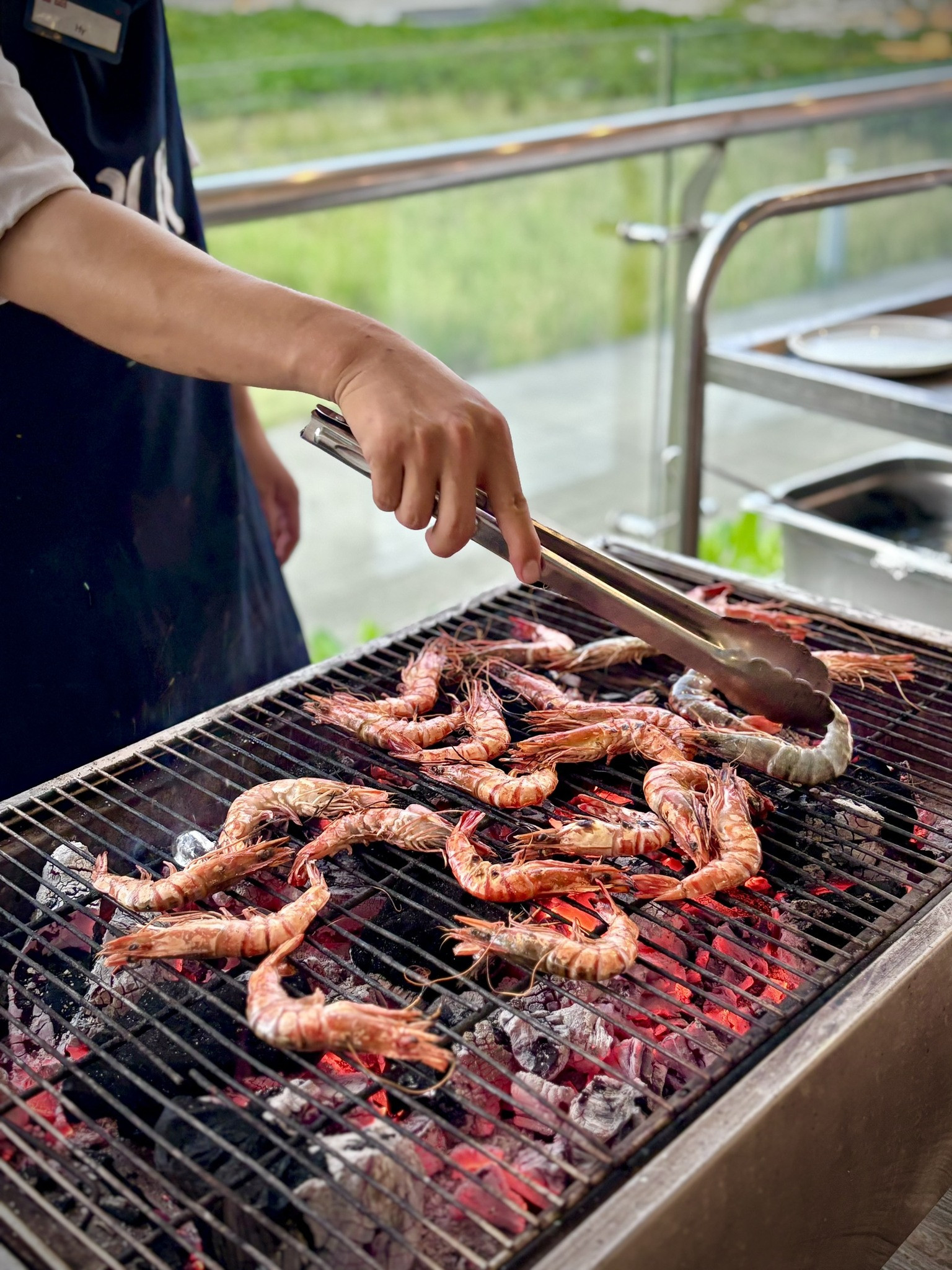 Một khu vực nghỉ ngơi thư giãn với thiết kế hiện đại tại ROBINSON NAM HOI AN