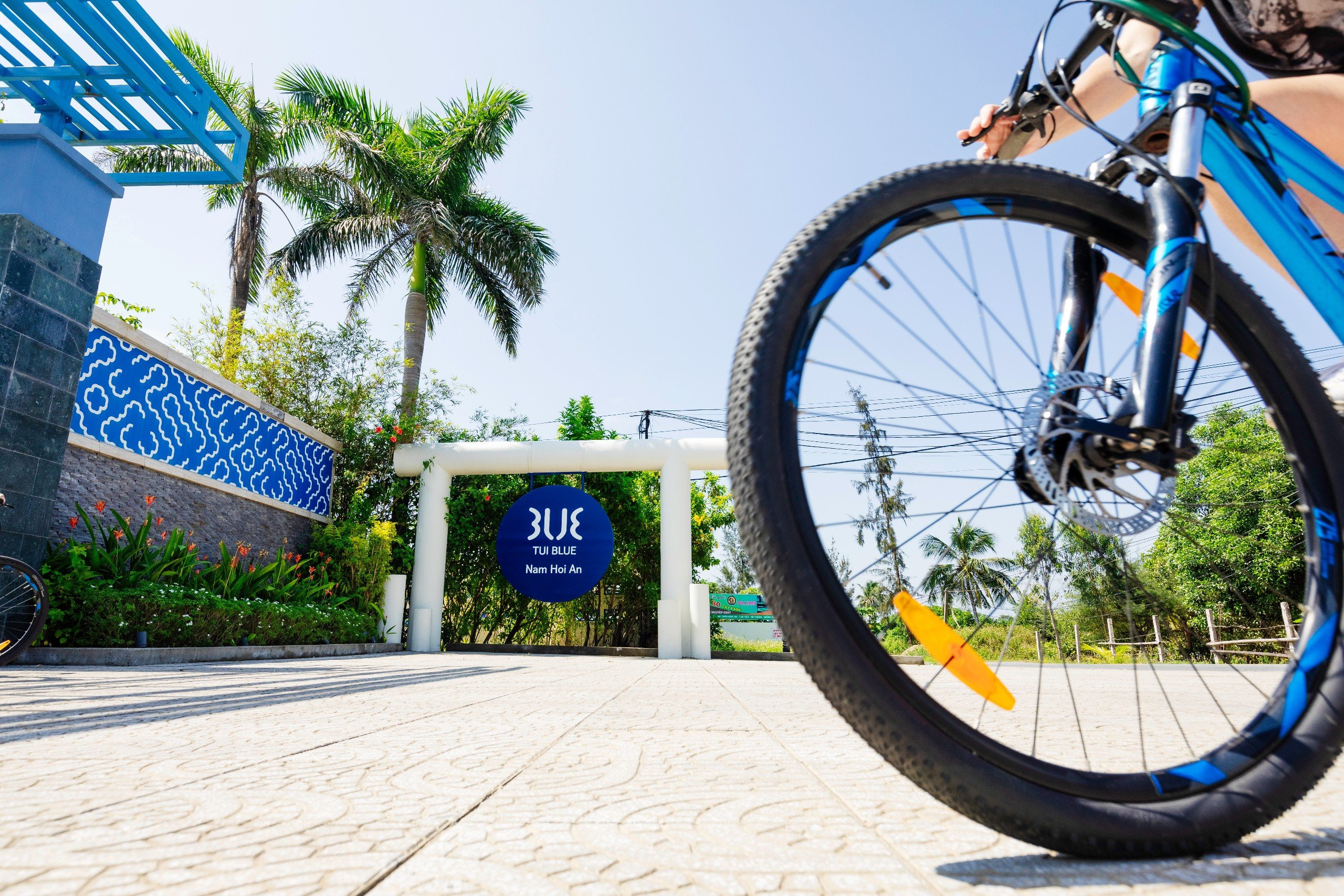 Bể bơi với thiết kế độc đáo tại khu nghỉ dưỡng ROBINSON NAM HOI AN