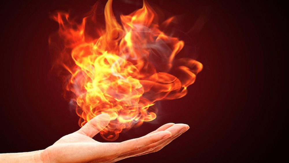 Mậu Tý 2008 thuộc mệnh Hỏa, nạp âm Tích Lịch Hỏa