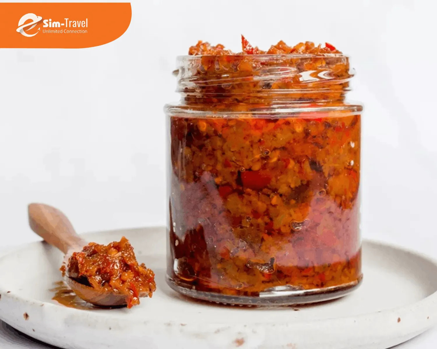 Các loại gia vị và sốt Sambal cay nồng, đặc trưng ẩm thực Mã Lai