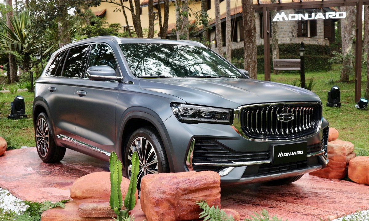 Người mệnh Thủy nên ưu tiên các màu sắc thuộc hành Kim để tăng cường vượng khí và may mắn