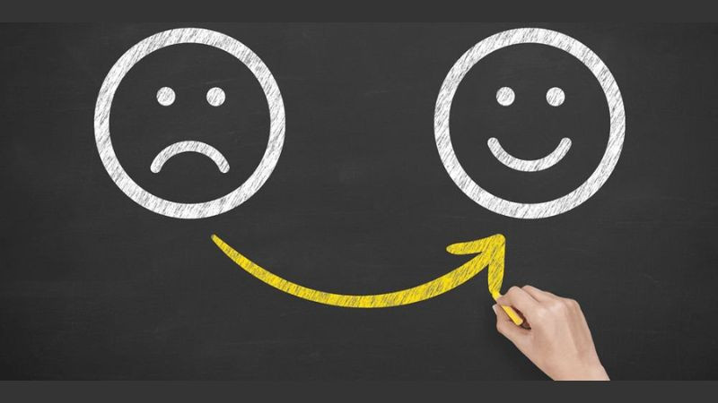 Cặp đôi Thần Nông và Song Ngư lãng mạn, thể hiện sự thấu hiểu và chia sẻ