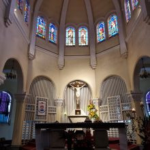 Không gian nội thất uy nghi bên trong Nhà thờ Núi Nha Trang