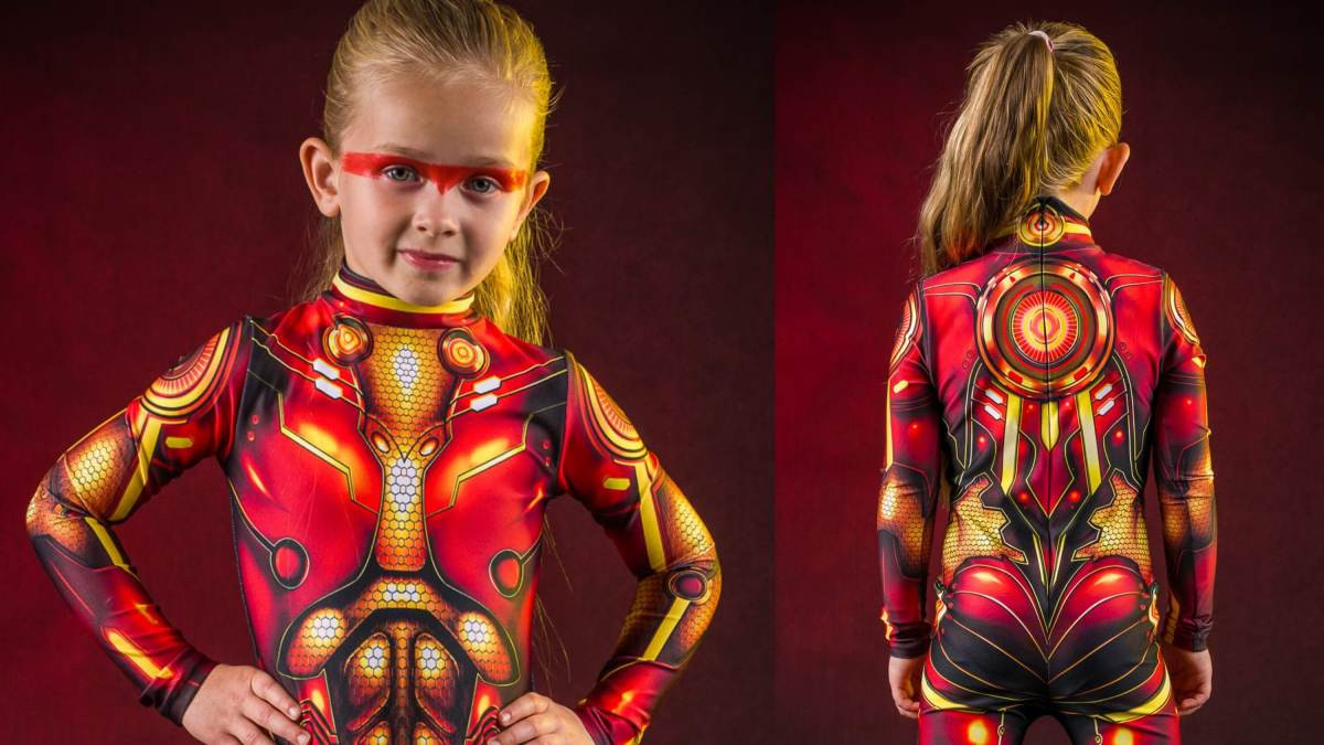 Hóa trang Halloween cho bé trai thành siêu anh hùng Captain America