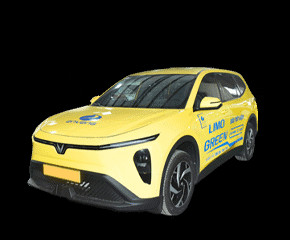Xe điện Vinfast 7 chỗ Limo Green được sử dụng làm taxi dịch vụ