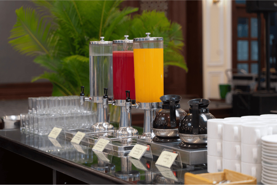 Không gian nhà hàng tại Khách sạn Trần Viễn Đông