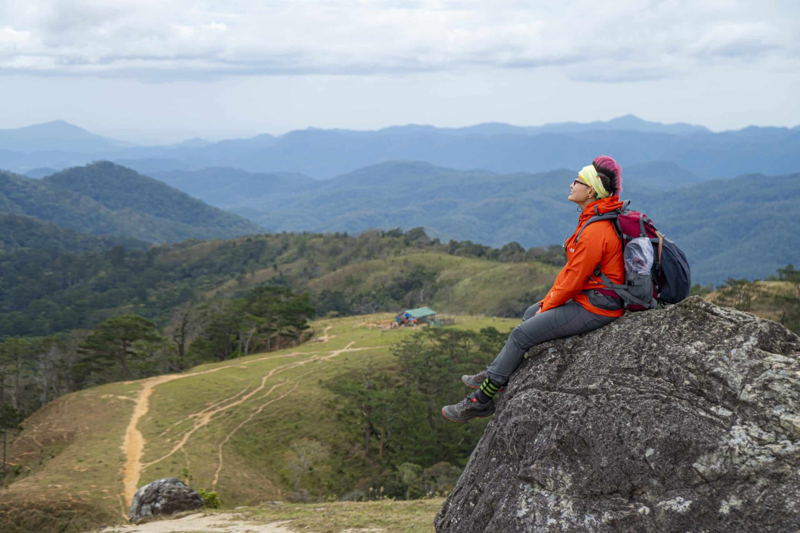 Trekking chinh phục Núi Cậu Bình Dương