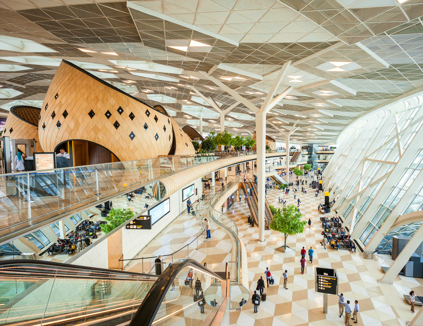 Khu vực nội thất sang trọng tại Sân bay Heathrow