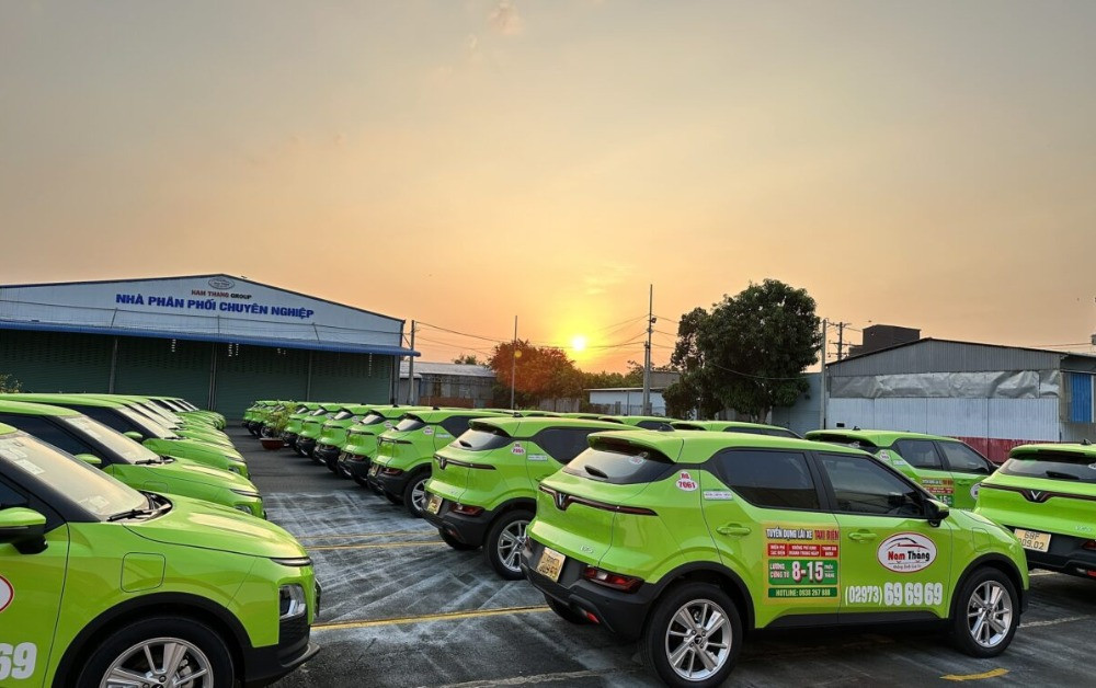 Đội ngũ taxi Nam Thắng với hàng nghìn xe