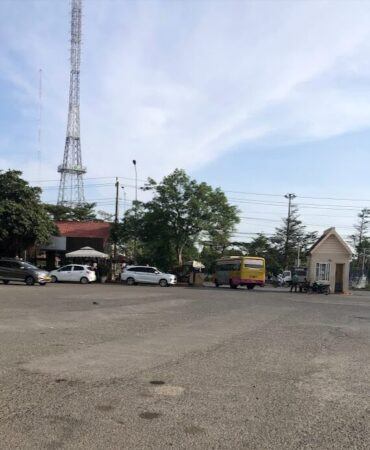 Khuôn viên bến xe khách phía Nam Buôn Ma Thuột