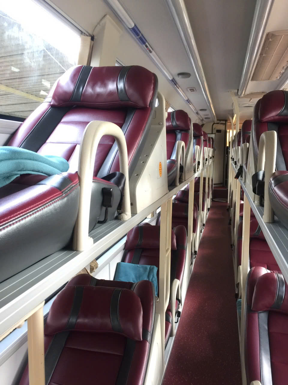 Xe giường nằm 38 chỗ của Phương Nam Express