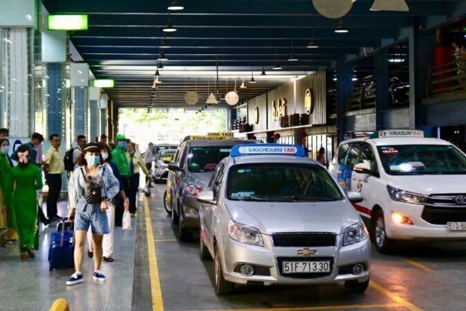 Xe taxi Vinasun và Mai Linh phổ biến tại TP.HCM