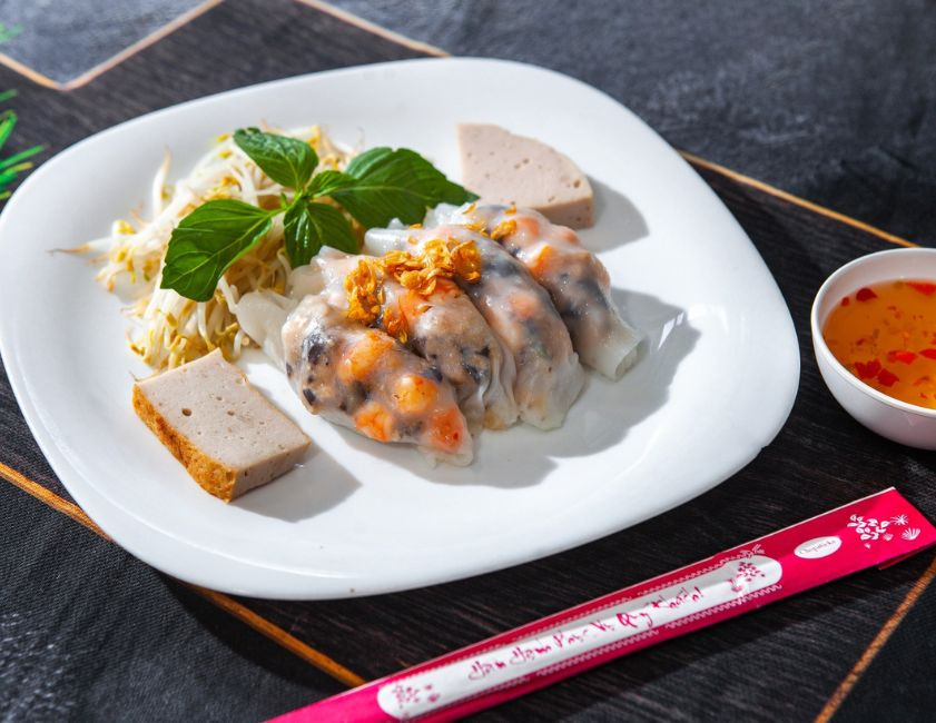 Bánh cuốn Nam Việt