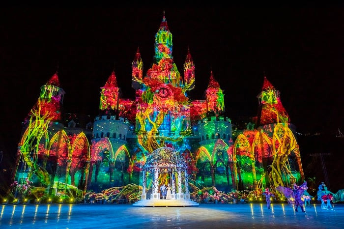 Tata Show - Bom tấn nghệ thuật thực cảnh tại VinWonders Nha Trang