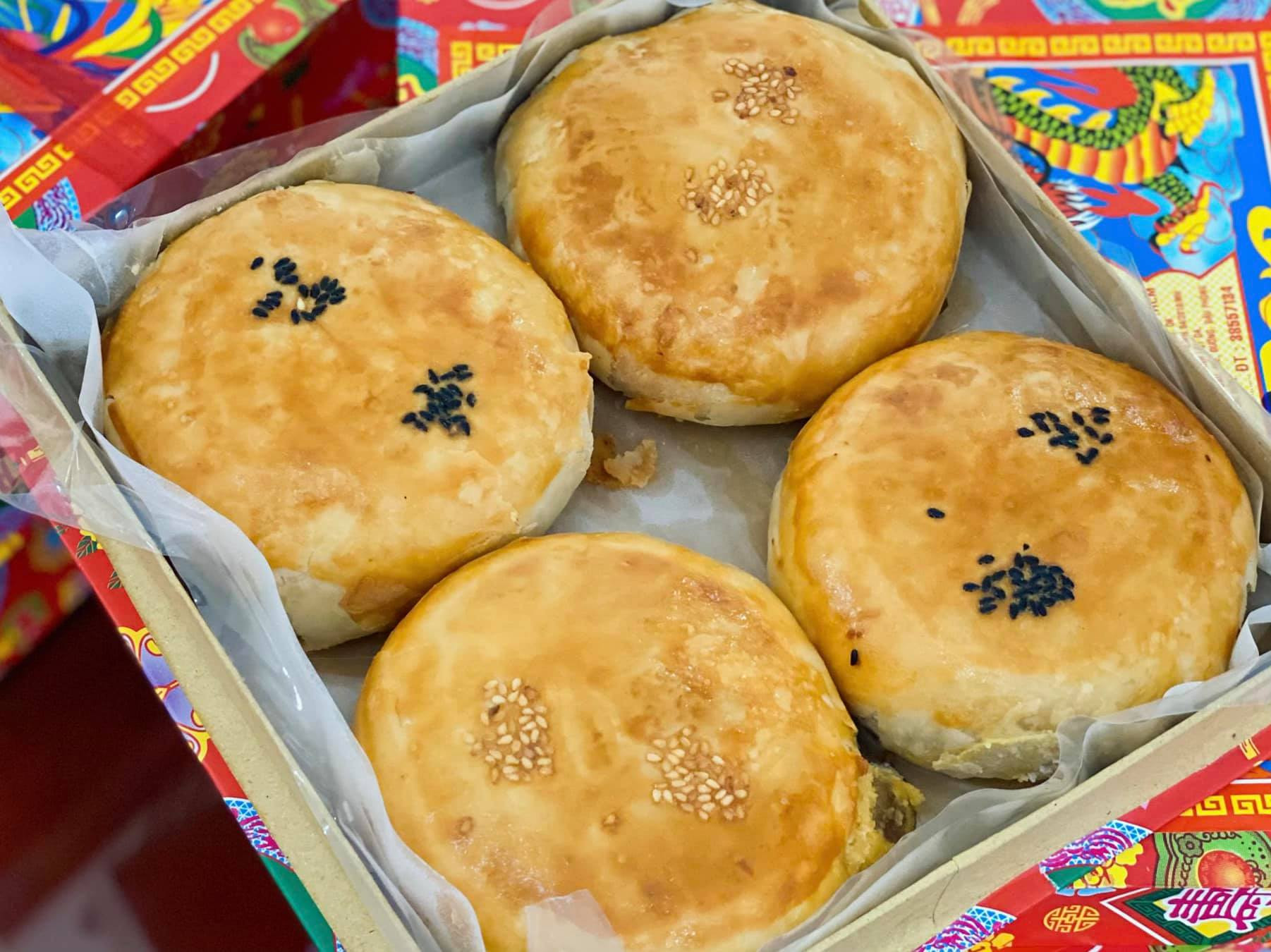 Bánh trung thu Triều Châu với vỏ giòn nhân béo
