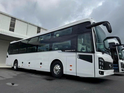 Nội thất sang trọng của xe giường nằm Thaco 24 phòng 2025