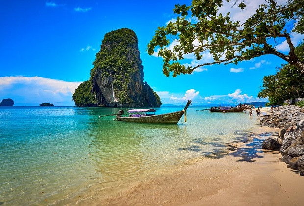 Bờ biển Thái Lan với tài nguyên phong phú