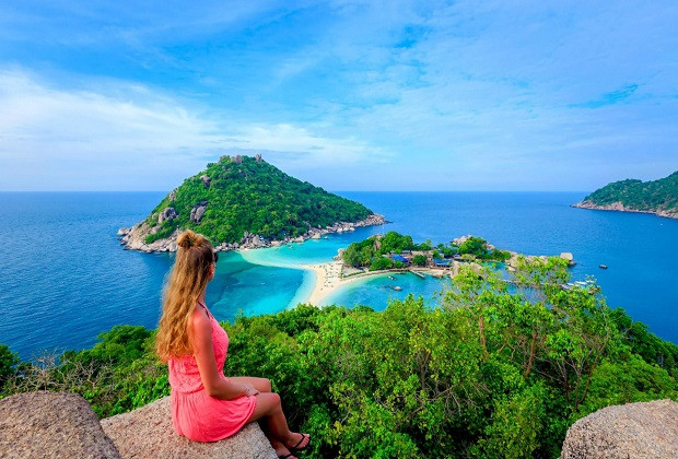 Đảo Koh Nang Yuan với ba hòn đảo nối liền bởi cát trắng