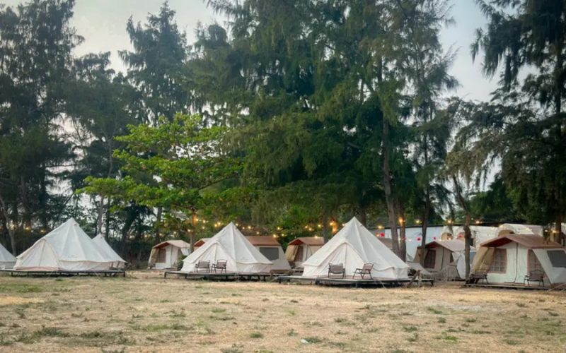 Chuẩn bị kỹ thời tiết, vật dụng, chi phí và chỗ nghỉ giúp chuyến glamping cuối tuần thuận tiện hơn