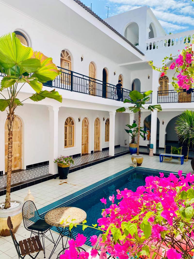 Casabella Homestay với kiến trúc ấn tượng và không gian xanh mát