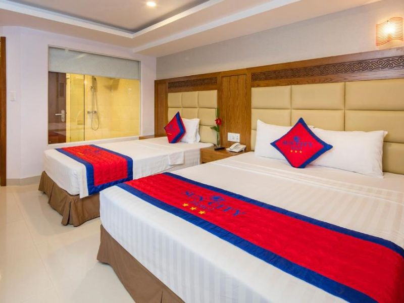 Phòng nghỉ sáng sủa và sạch sẽ tại Sun City Hotel Nha Trang