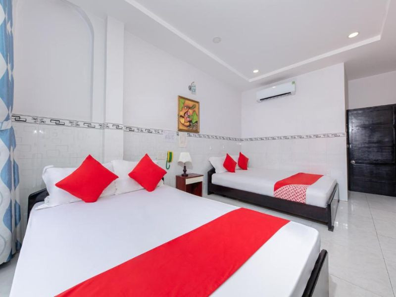 Giá phòng OYO 828 Hoa Giay Hotel phải chăng nhưng chất lượng tốt